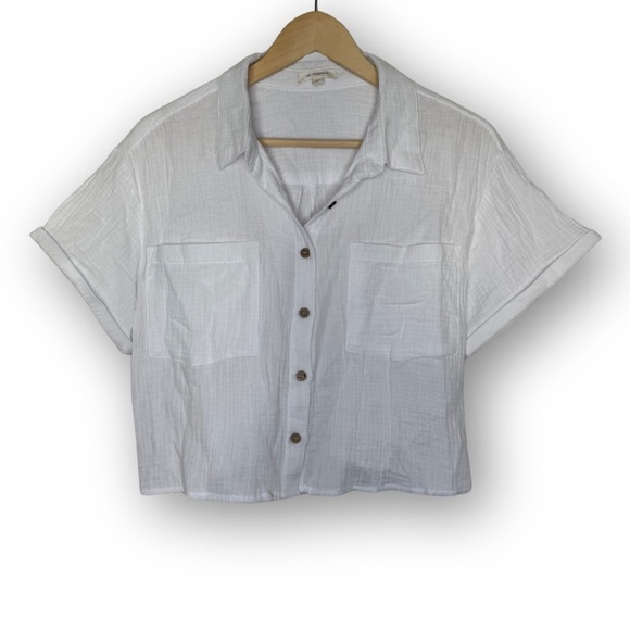 No Comment Tops - NWOT No Comment White Cotton Cropped Button Down Size Large